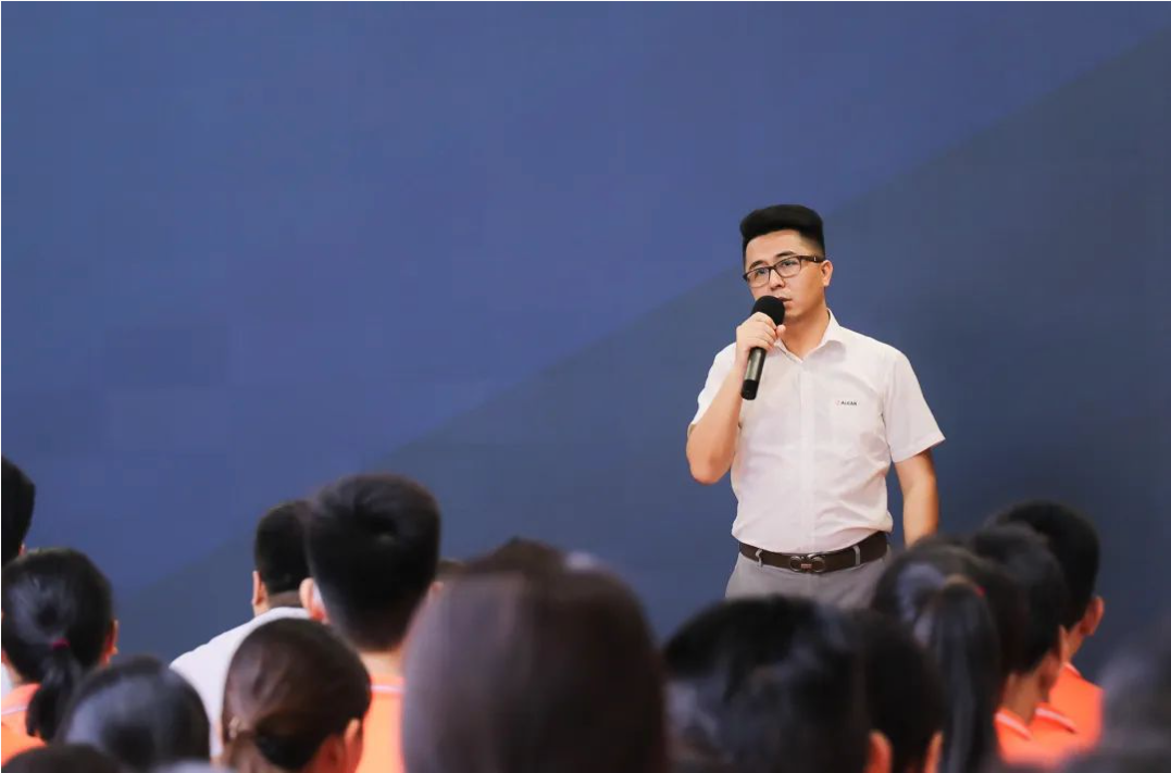 逆勢而上  再創(chuàng)佳績—艾禮安2022年中總結暨表彰大會圓滿落幕