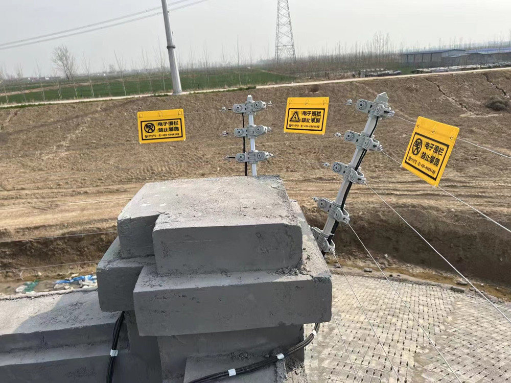 濟(jì)寧梁山縣的自來水廠|脈沖電子圍欄