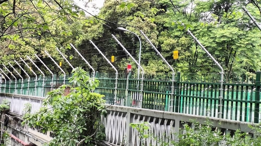艾禮安脈沖電子圍欄系統(tǒng)守護(hù)水源地安全