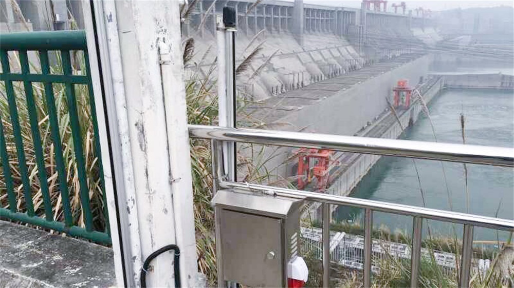艾禮安脈沖電子圍欄系統(tǒng)守護(hù)水源地安全